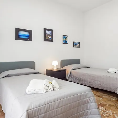 Binario 7 E Tre Quarti Lejlighed